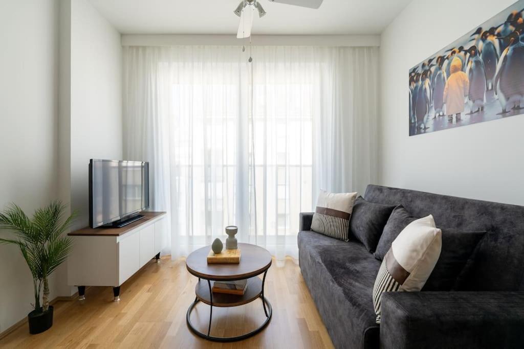 Trendy 1Br, Direct City Access By Hm Wenen Buitenkant foto